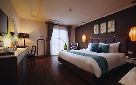 Essence Palace Hotel&Spa